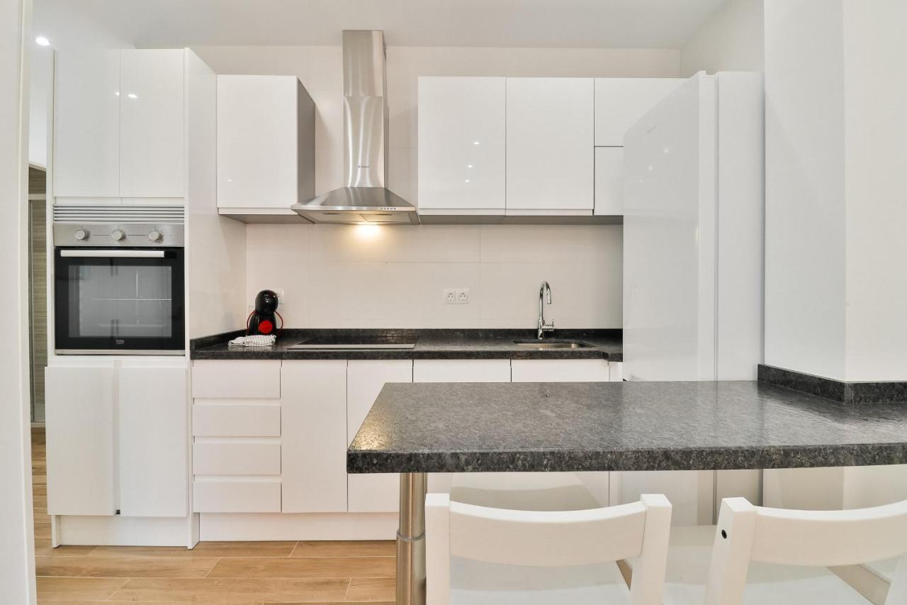 C4 - El Palo Beach 2 Bedroom Apartment Malaga Exterior photo